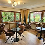 Quellenhof Hotel 3*