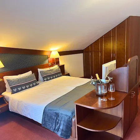 Quellenhof Hotel 3*