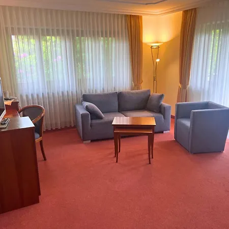 Отель Quellenhof 3*