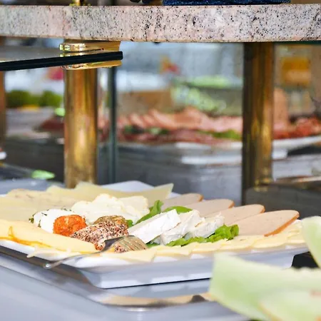 Отель Quellenhof 3*