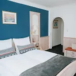 Quellenhof Hotel 3*