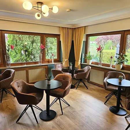 Quellenhof Hotel 3*