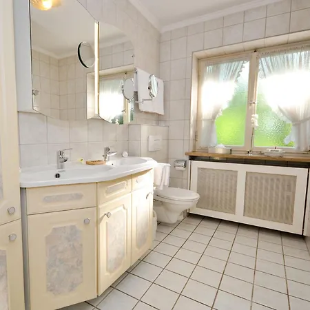 ホテル　クエレンホフ バート・ウィーゼ