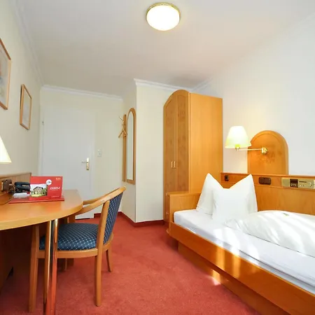 Quellenhof 3*