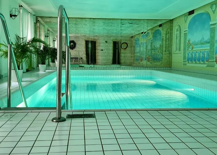 Hotel Quellenhof 3*